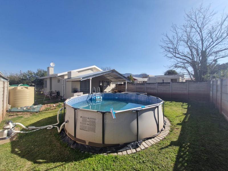 4 Bedroom Property for Sale in Bergsig Eastern Cape